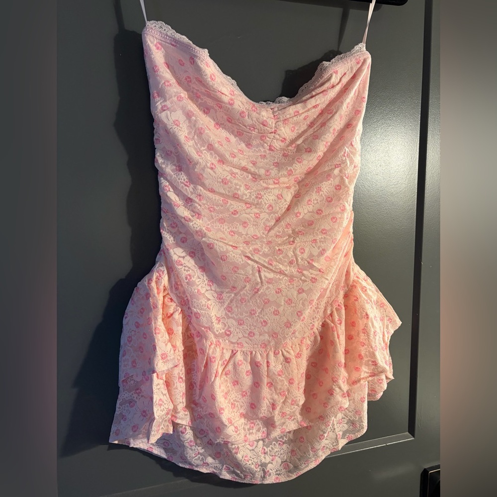 PINK x LoveShackFancy Strapless Lace Mini Dress Icon Polka Dot Pink Small NWT - Picture 8 of 16